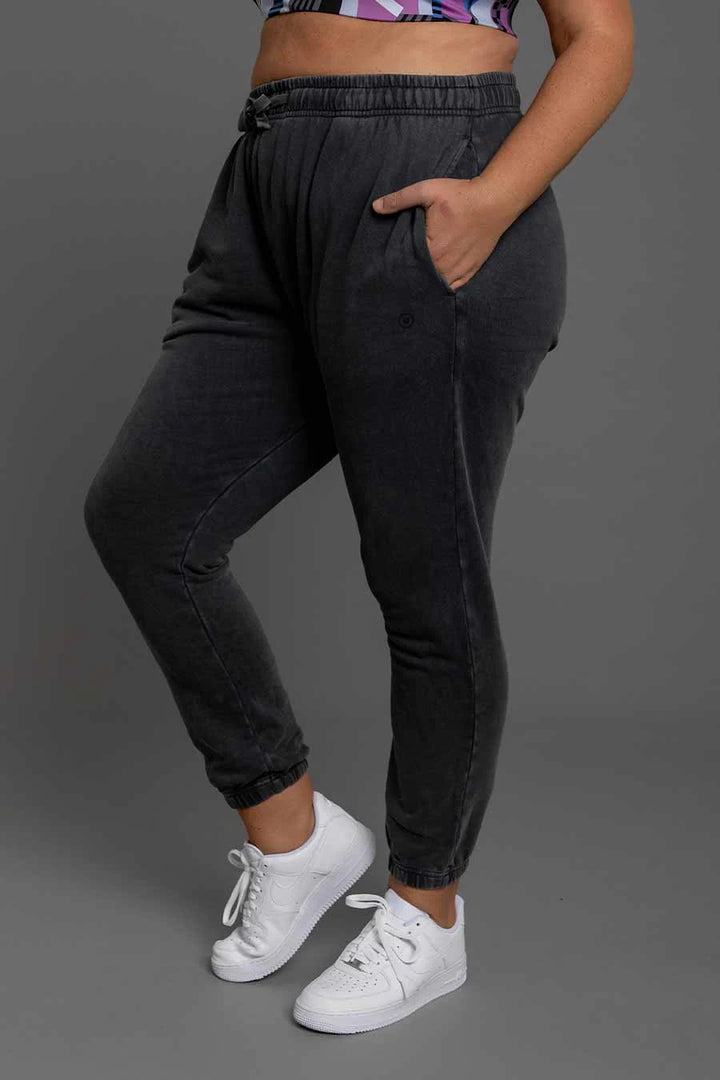 woman wearing black jogger pants